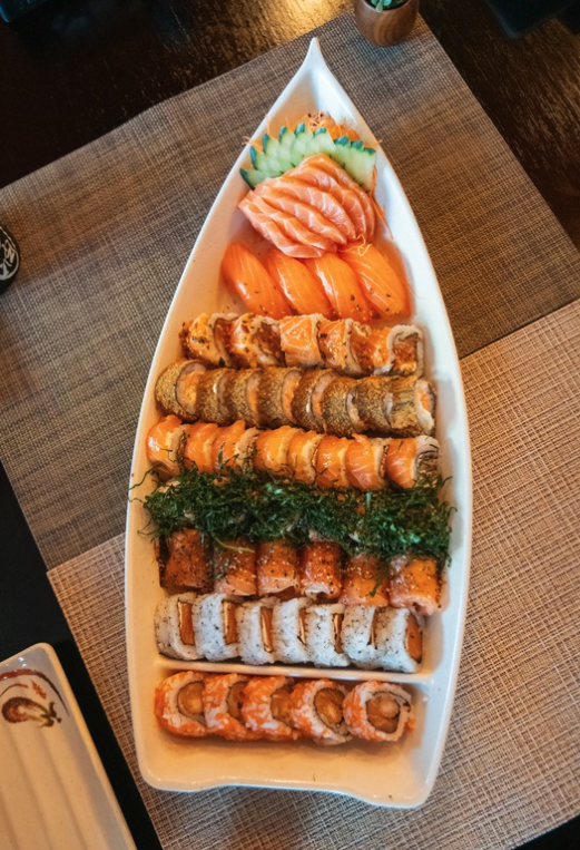Barca do Chef do Sushi do Bom